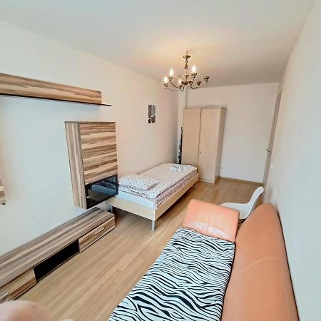 Bine Ati Venit La Maria Str Ion Alexandru Nr 1 Bl 14 Ap 1 Appartement Arad Buitenkant foto